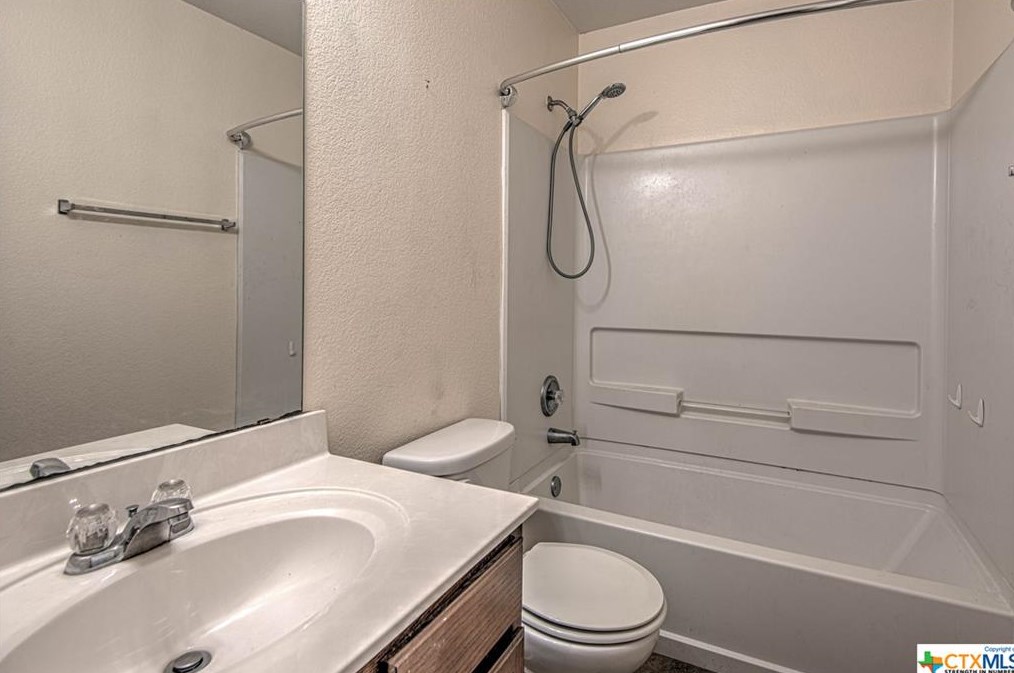 9108 Devonshire Ct, Killeen TX 76542-6296 exterior