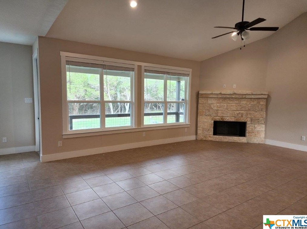 1391 Rocky Rdg Loop, New Braunfels TX 78133-2064 exterior