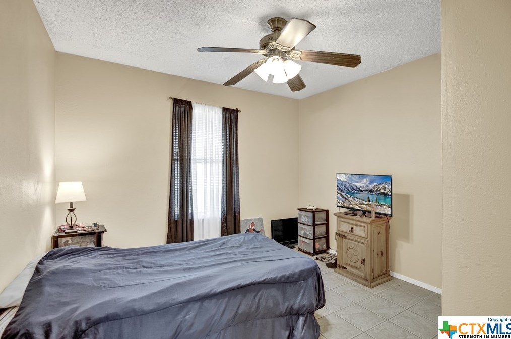 221 Gruene Rd, New Braunfels TX  78130-3213 exterior