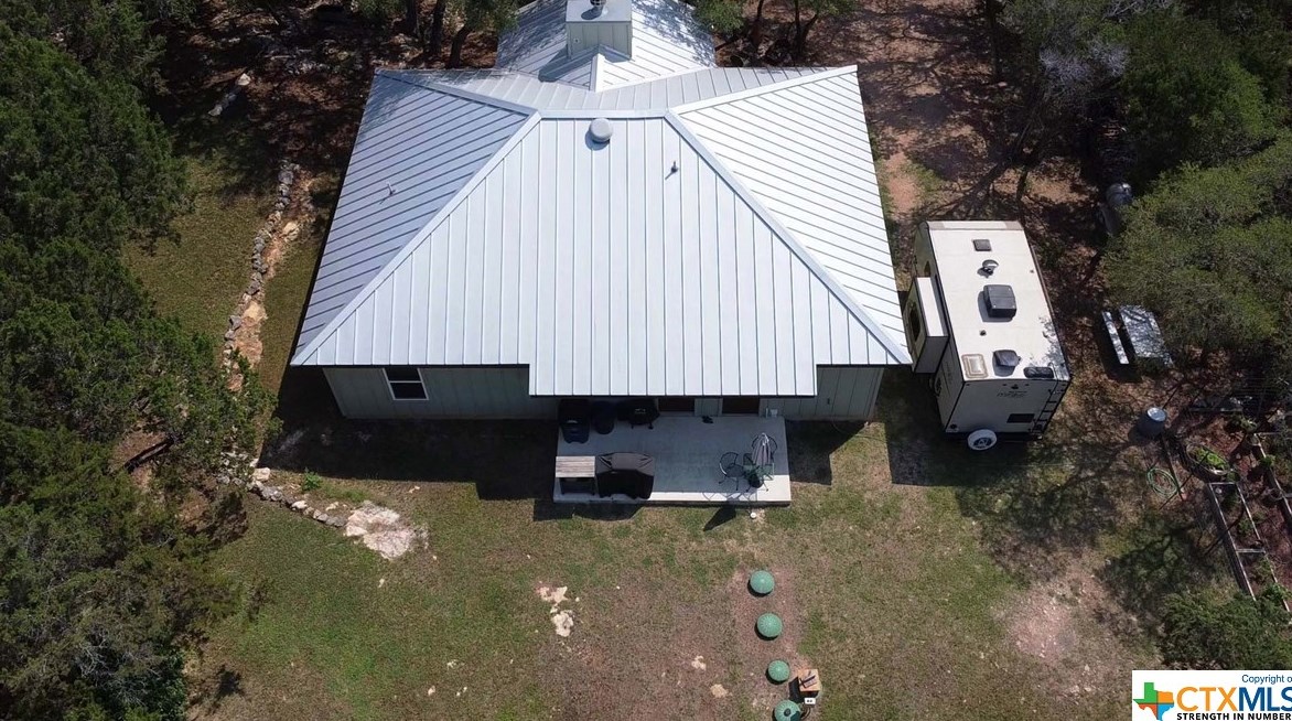 648 Mockingbird Dr, New Braunfels TX 78133-3698 exterior