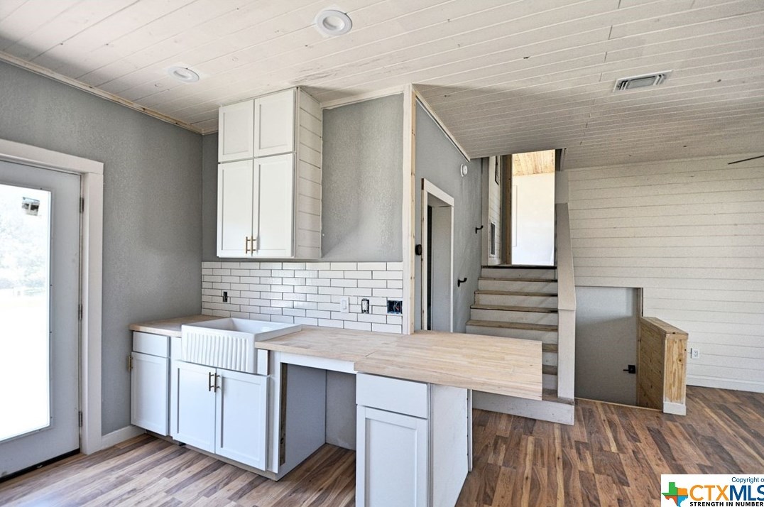 2902 Katy St, New Braunfels TX 78130-6317 exterior