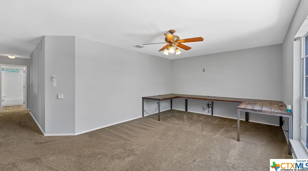 2492 Medina Dr, New Braunfels TX 78130-3195 exterior