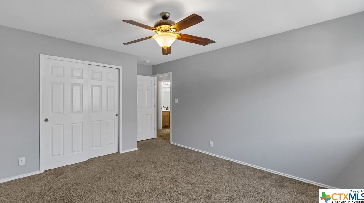 2492 Medina Dr, New Braunfels TX 78130-3195 exterior