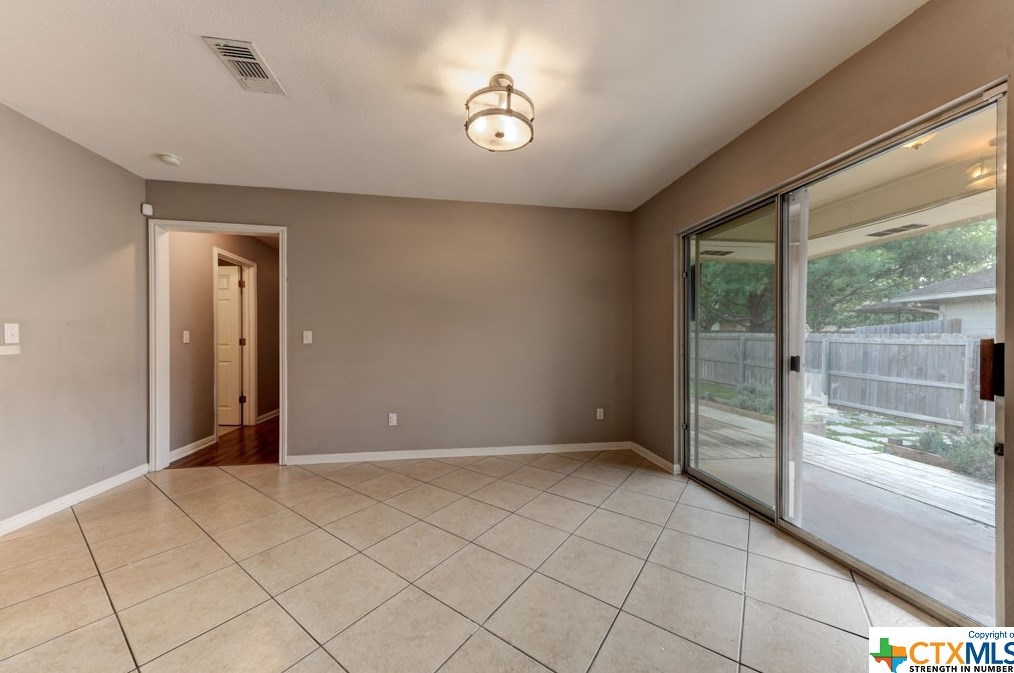 2131 Bentwood Dr, New Braunfels TX 78130-2972 exterior