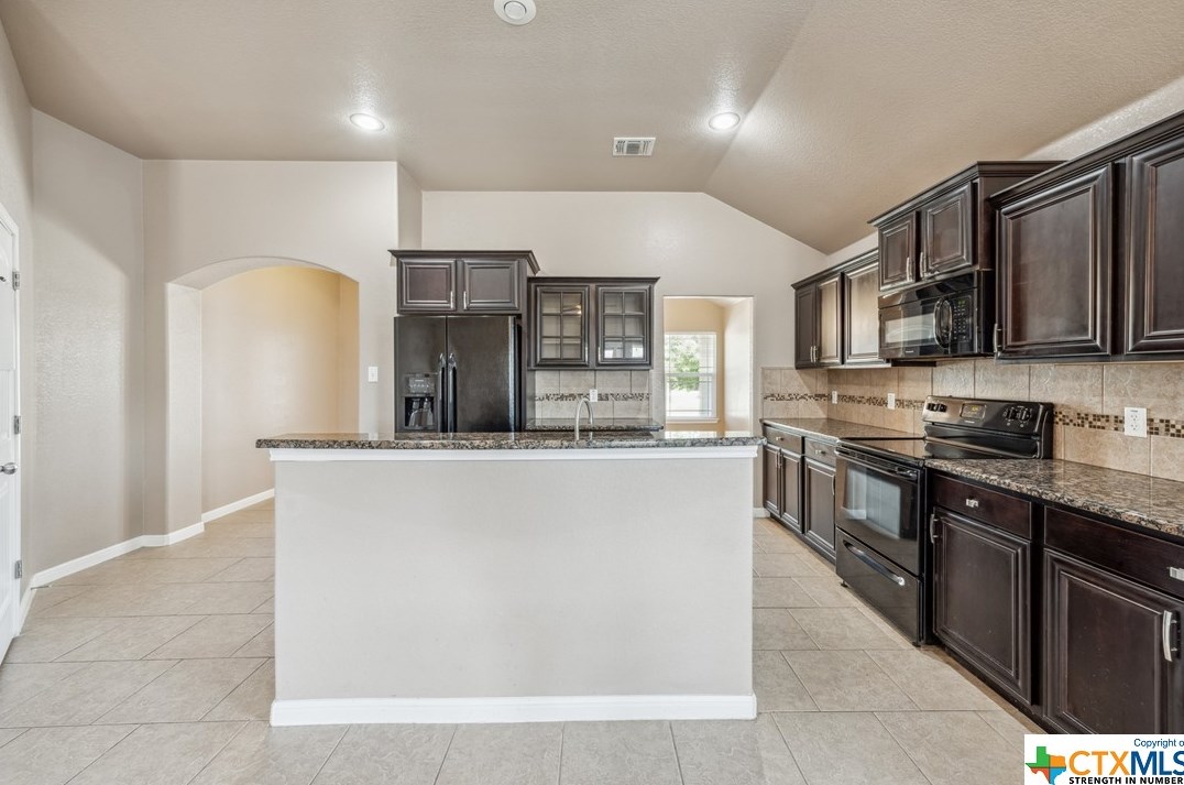 602 Libra Dr, Killeen TX 76542-6518 exterior