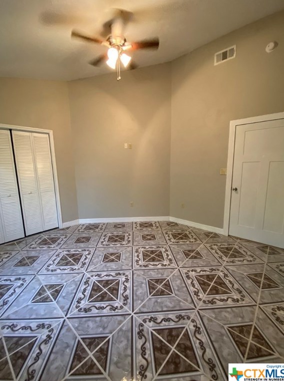 235 Hidalgo Ave, New Braunfels TX 78130-6731 exterior