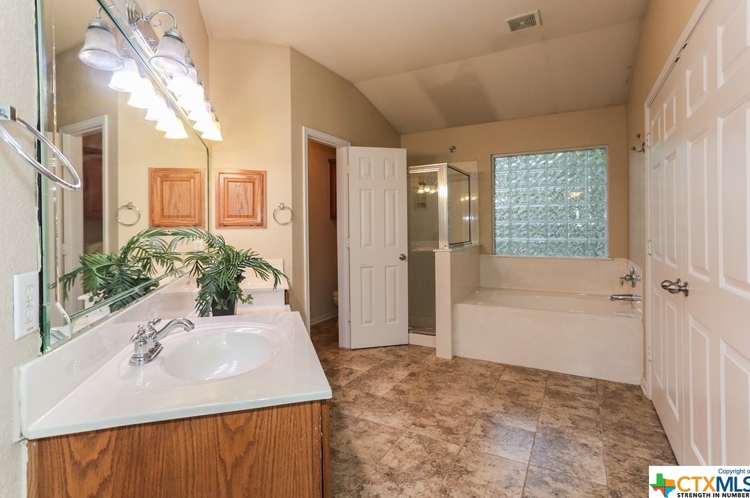 104 Deer Horn Pass, Killeen TX  76548-2469 exterior