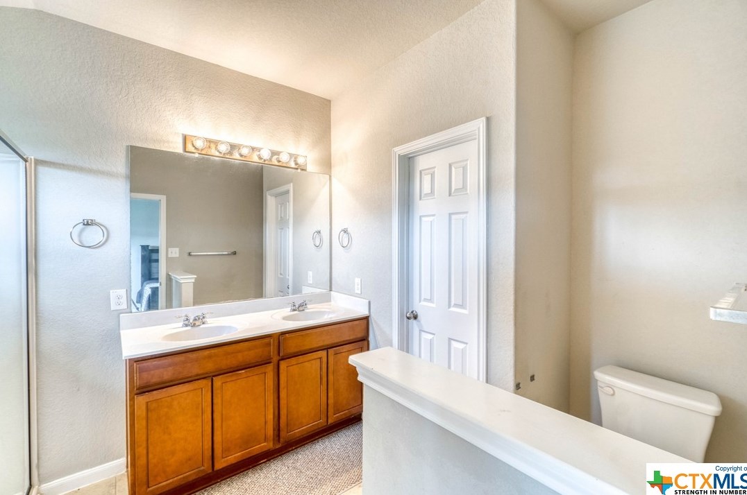 961 Lauren St, New Braunfels TX 78130-3965 exterior