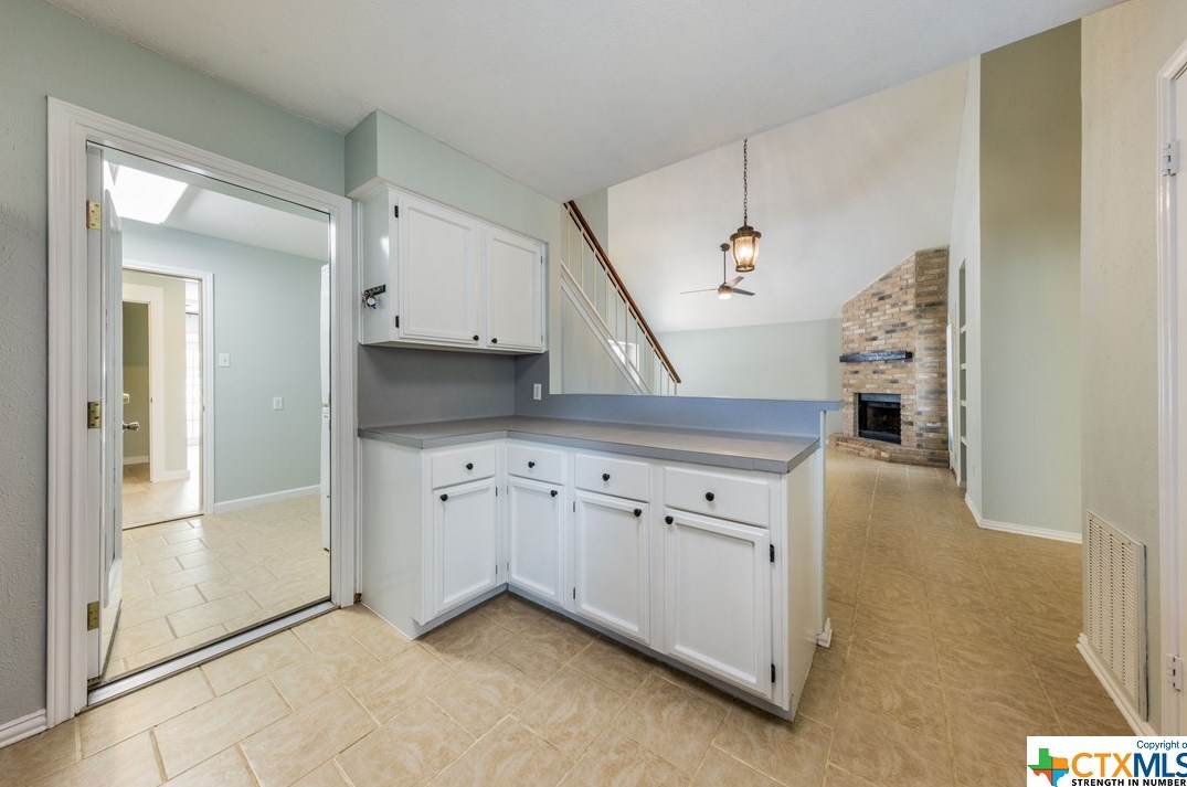 1913 Ramona Cir, San Marcos TX 78666-2226 exterior