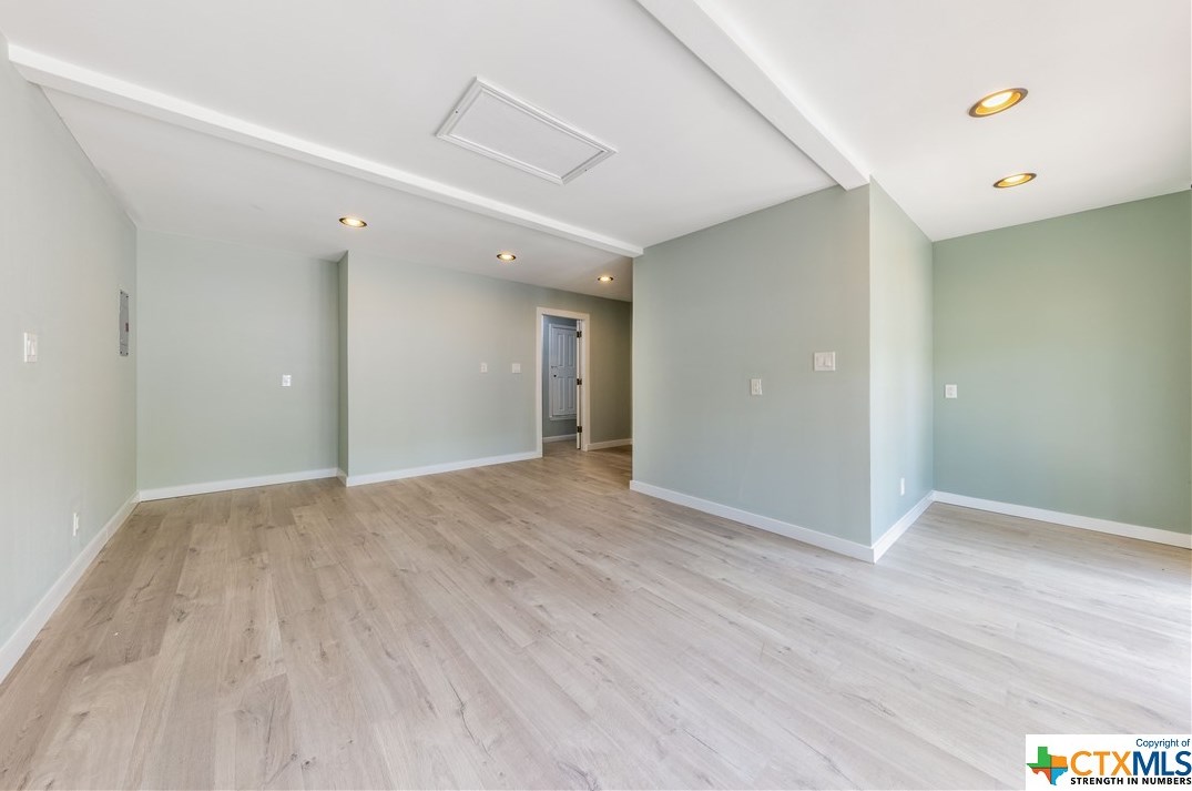 1913 Ramona Cir, San Marcos TX 78666-2226 exterior