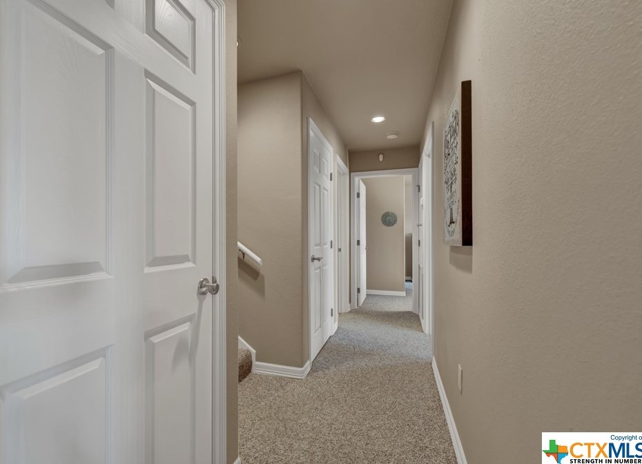 2078 Colleen Dr, New Braunfels TX 78133-5336 exterior