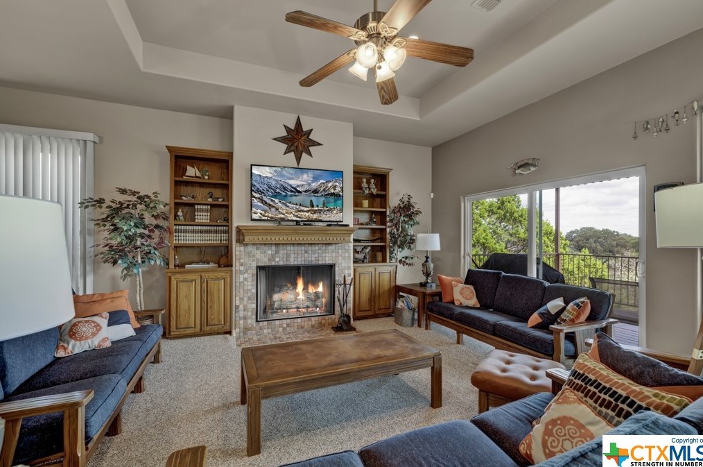 2078 Colleen Dr, New Braunfels TX 78133-5336 exterior