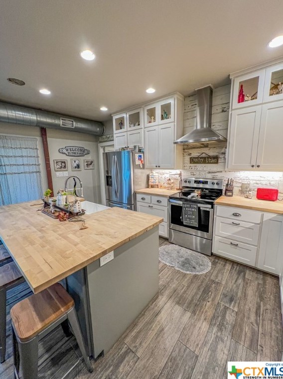 1535 County Road 311, Jarrell TX  76537-1507 exterior