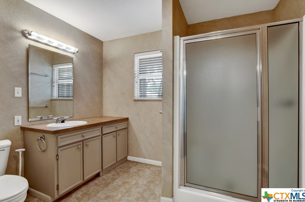 810 Timber Dr, New Braunfels TX 78130-6629 exterior