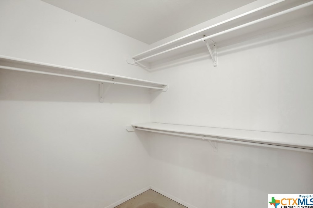 1226 Blf Crk Cir, New Braunfels TX 78130-4055 exterior