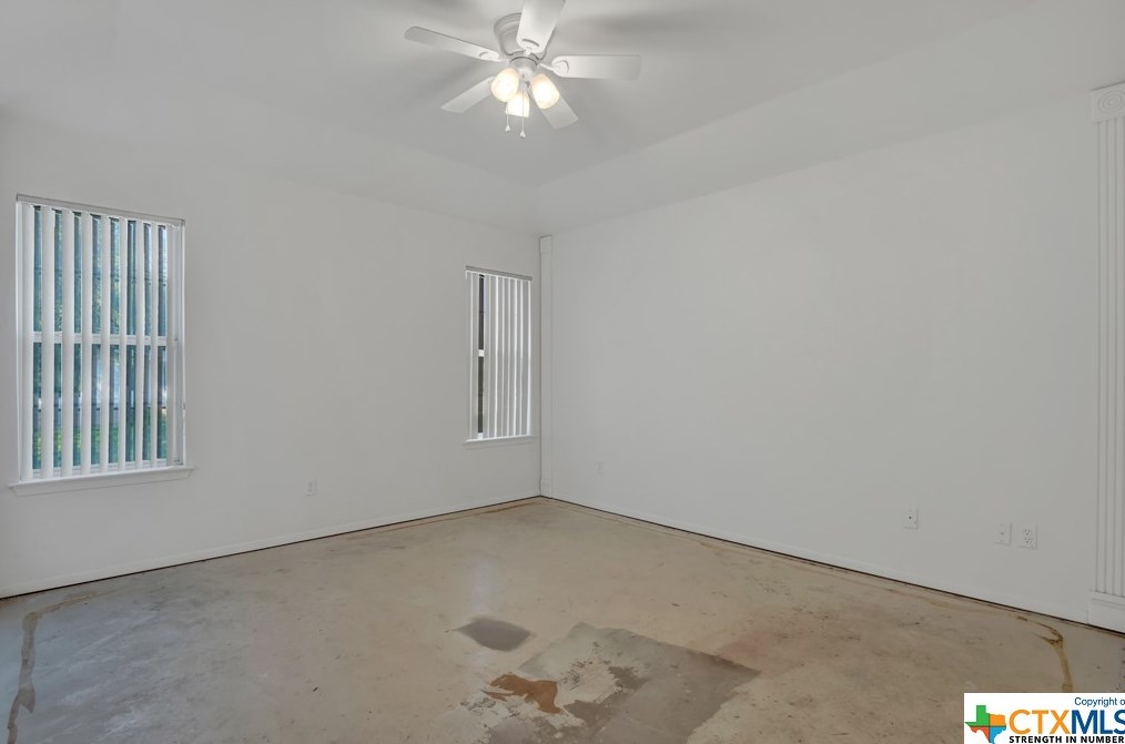 1226 Blf Crk Cir, New Braunfels TX 78130-4055 exterior