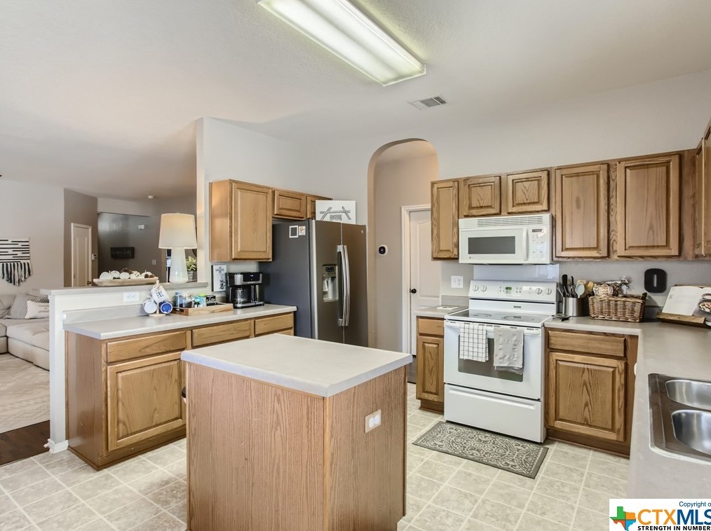 224 San Saba, New Braunfels TX 78130-2999 exterior