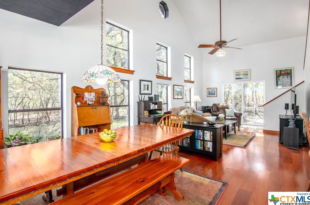 1360 Misty Holw, New Braunfels TX 78132-2488 exterior