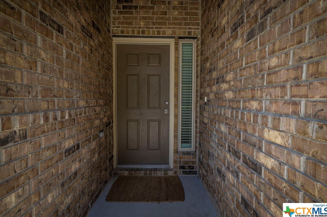 2948 Nicholas Cv, New Braunfels TX 78130-6846 exterior