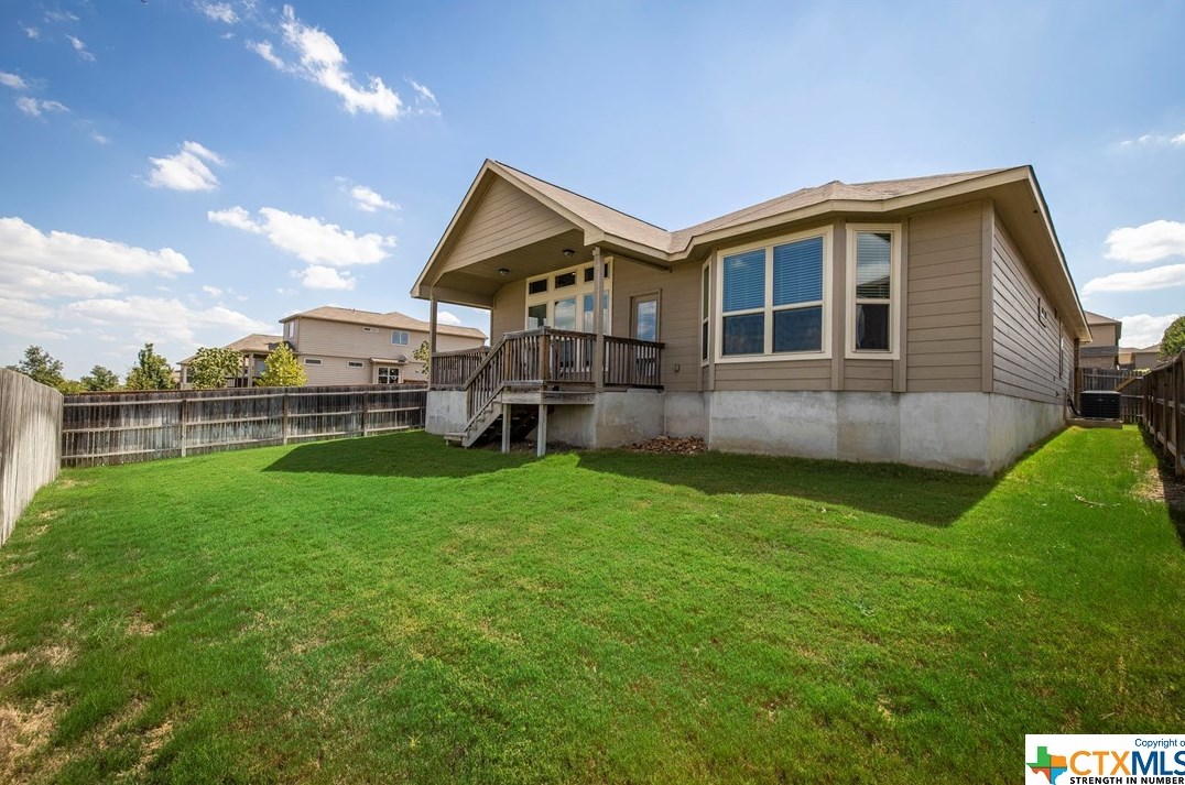 2948 Nicholas Cv, New Braunfels TX 78130-6846 exterior