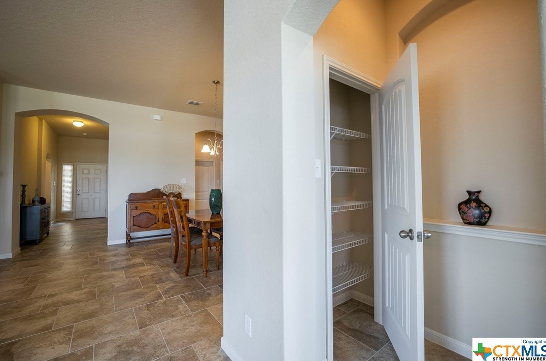 2948 Nicholas Cv, New Braunfels TX 78130-6846 exterior