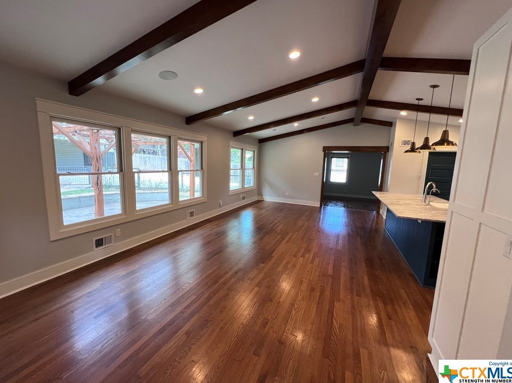 857 Encino Dr, New Braunfels TX  78130-6648 exterior