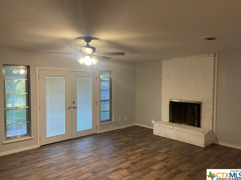 1907 Hooper St, Killeen TX  76543-3339 exterior