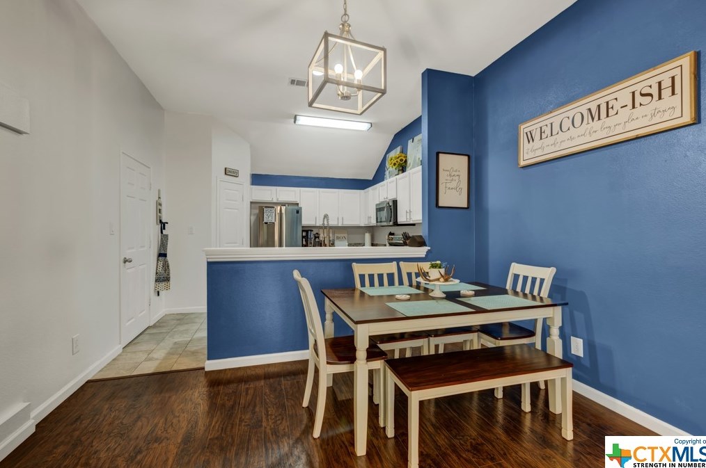 1740 Logans Pass, New Braunfels TX 78130-7707 exterior