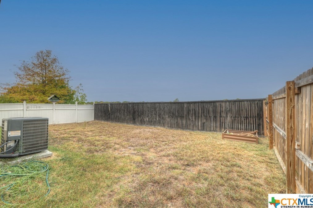 1740 Logans Pass, New Braunfels TX 78130-7707 exterior