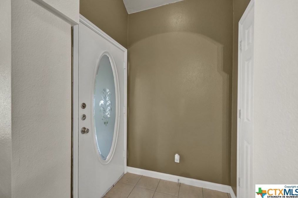 1740 Logans Pass, New Braunfels TX 78130-7707 exterior