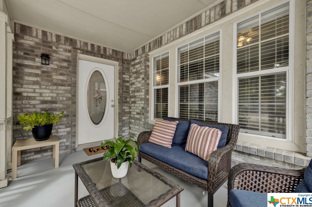 1740 Logans Pass, New Braunfels TX 78130-7707 exterior