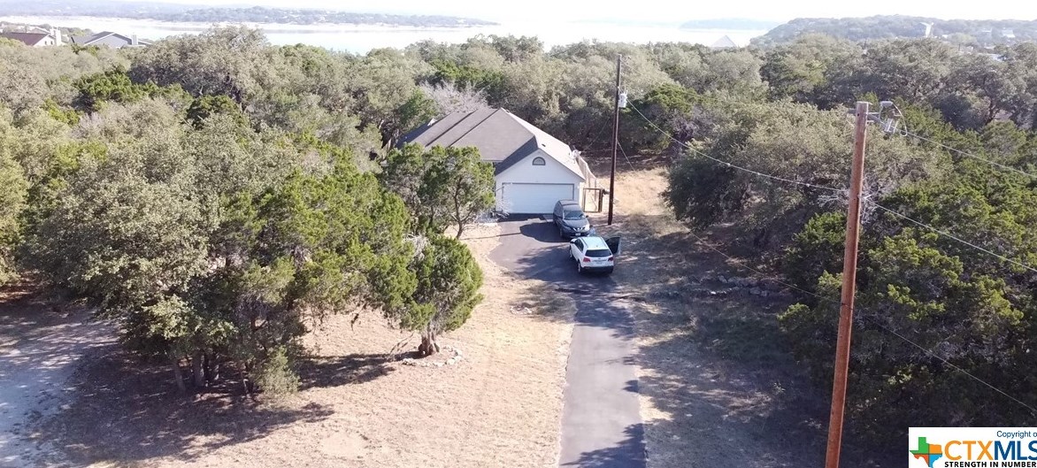 3443 Lakeview Dr, New Braunfels TX 78133-3484 exterior