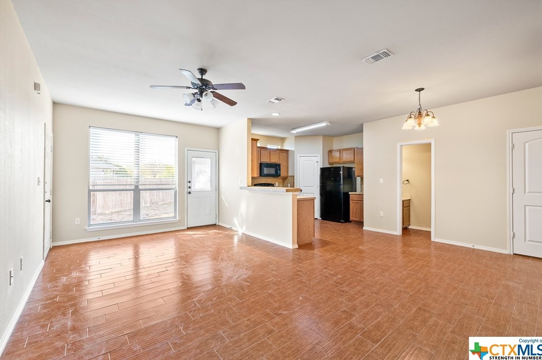 316 Rosalie Dr, New Braunfels TX  78130-3490 exterior