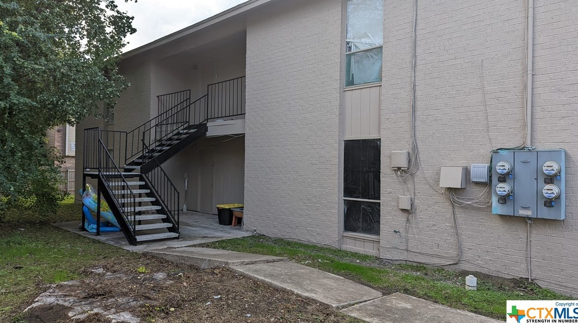 200 Uhland Rd, San Marcos TX  78666 exterior