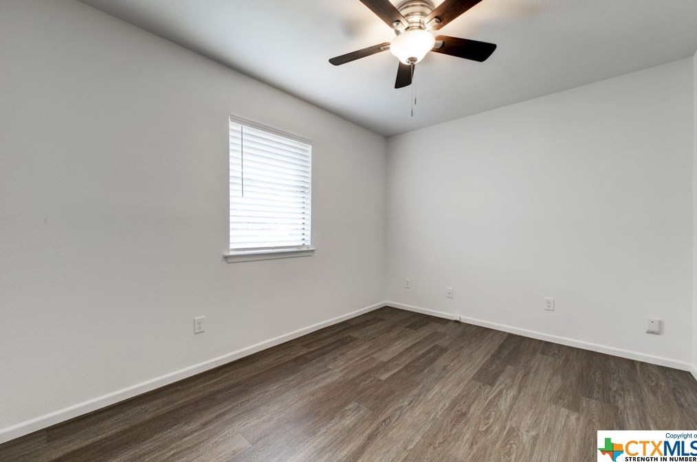 122 Dallas St, New Braunfels TX  78130-5311 exterior