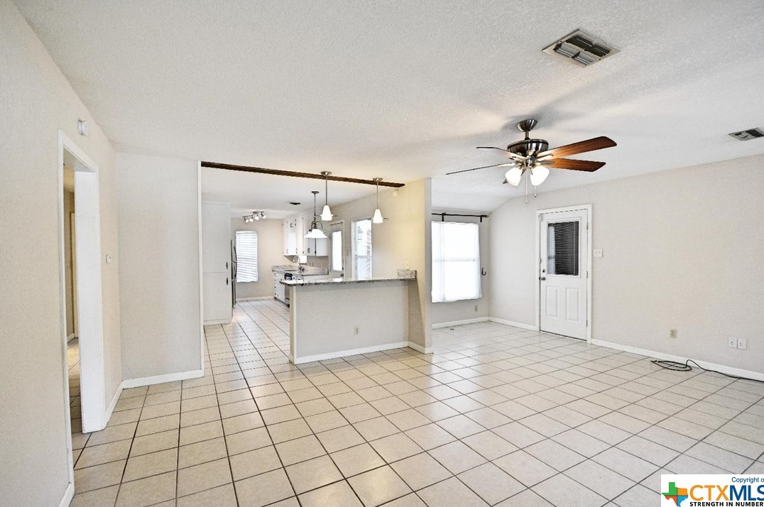 150 Skyview Ave, New Braunfels TX  78130-3235 exterior