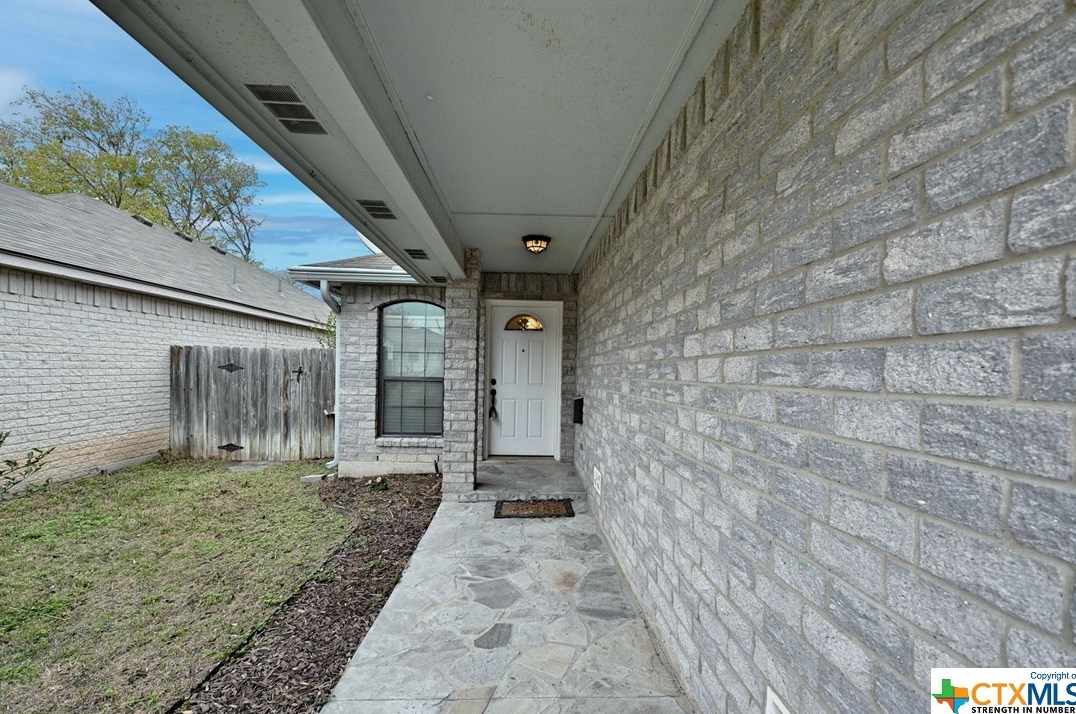 1659 Honeysuckle Ln, New Braunfels TX  78130-4890 exterior