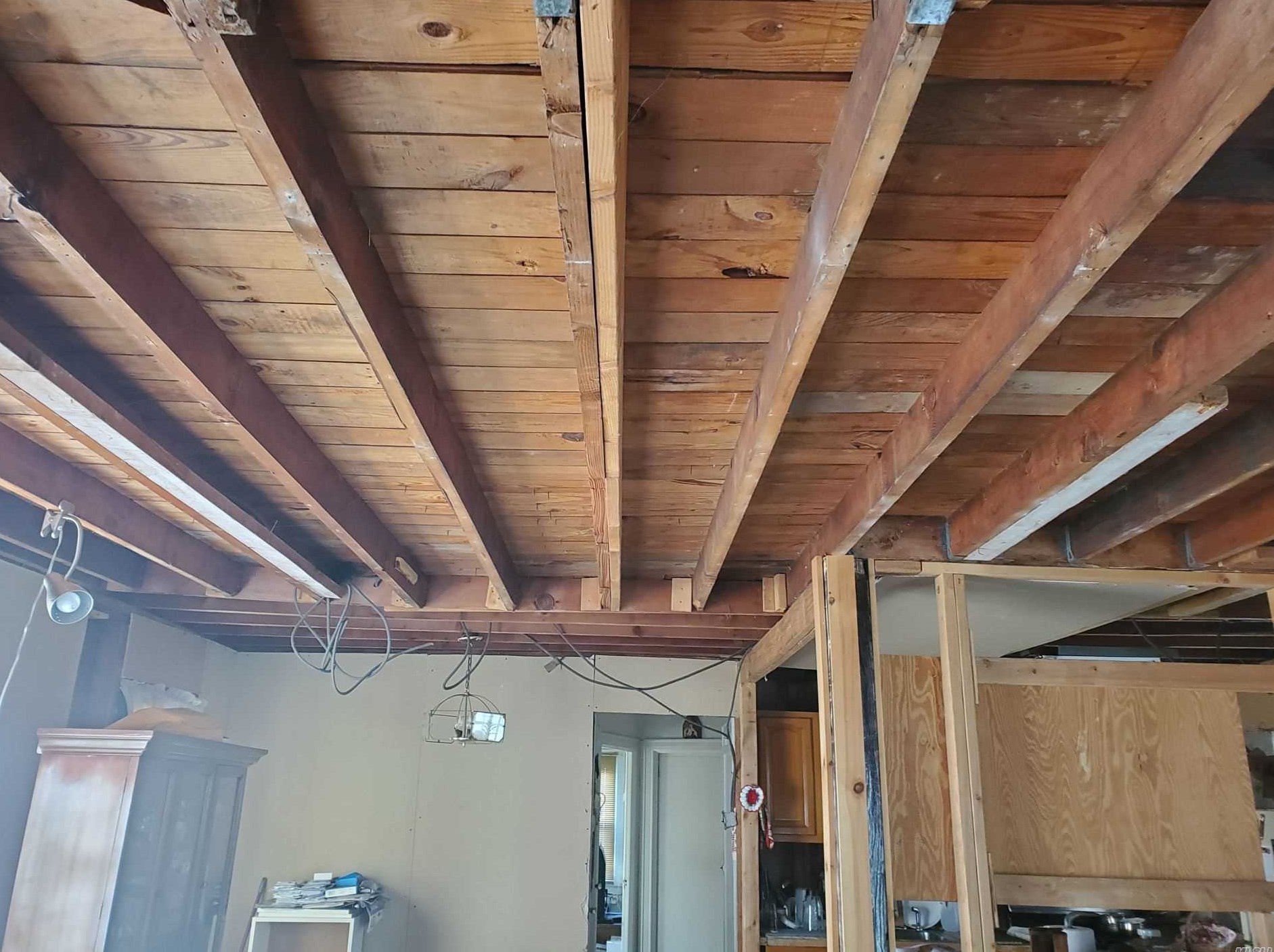 32 Bernard St, North Merrick NY 11566-4508 exterior