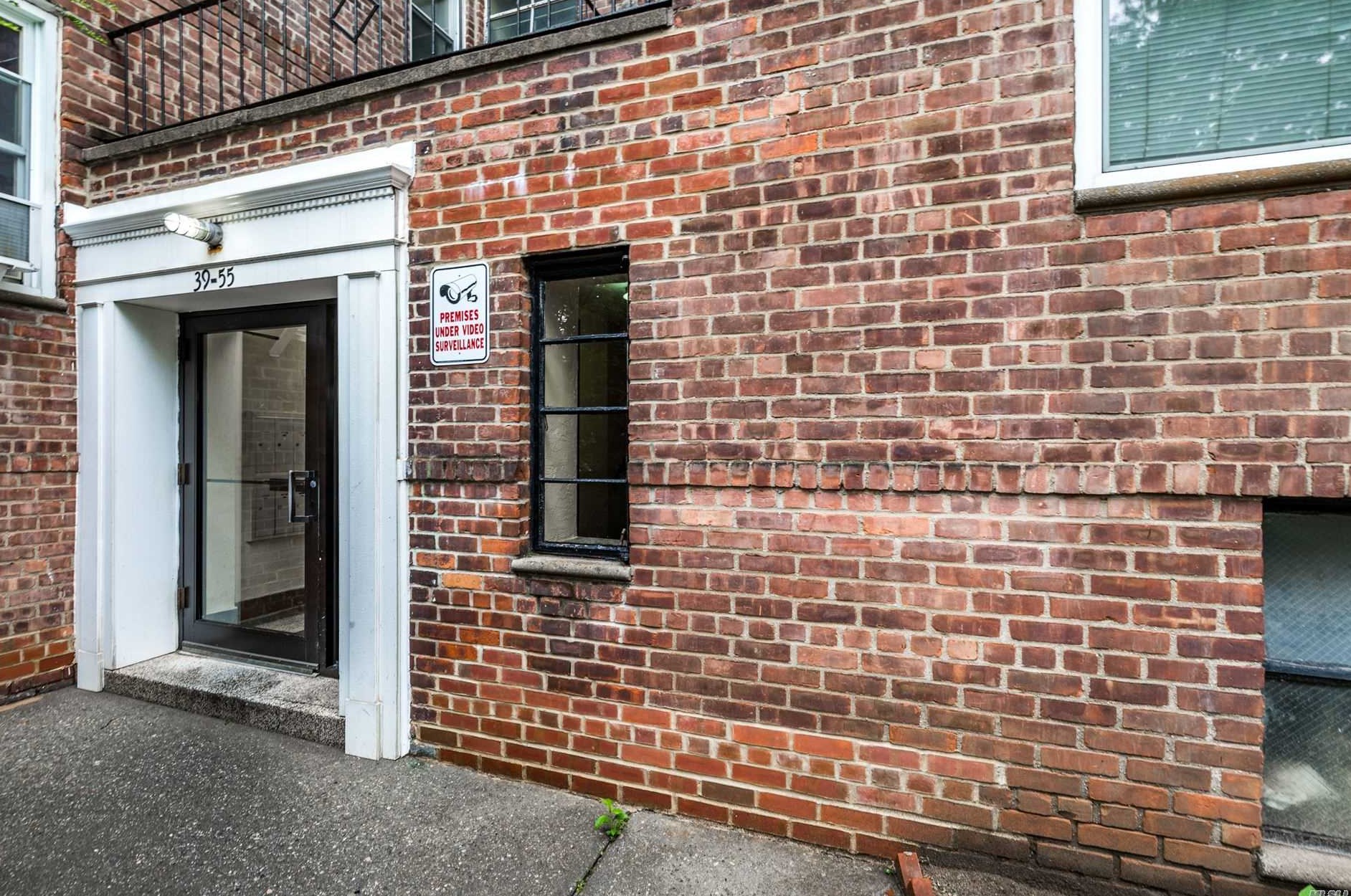 39-55 51st St, Flushing NY exterior