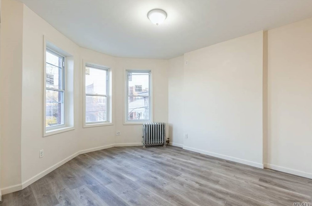 32-26 99th St, Flushing NY  11369-1315 exterior