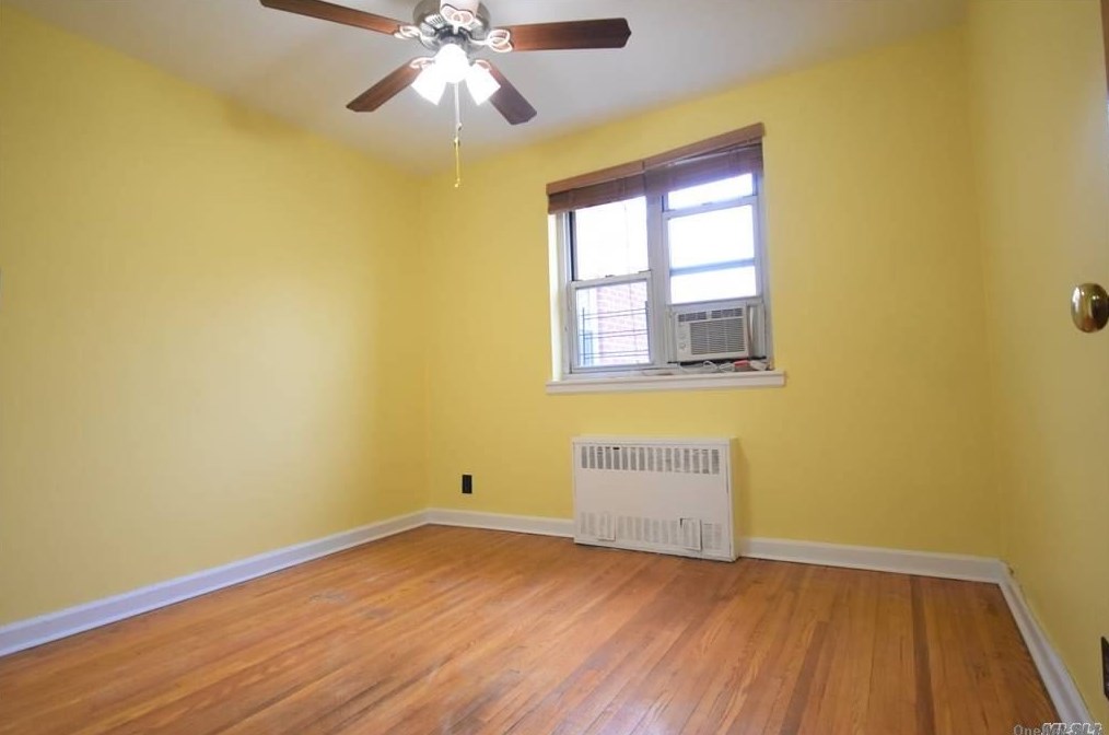 3506 Clearview Expy, Flushing NY  11361-1313 exterior