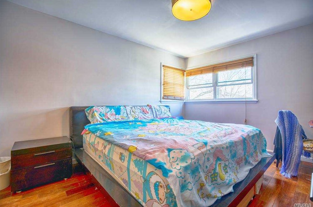 67-24 214th St, Flushing NY exterior