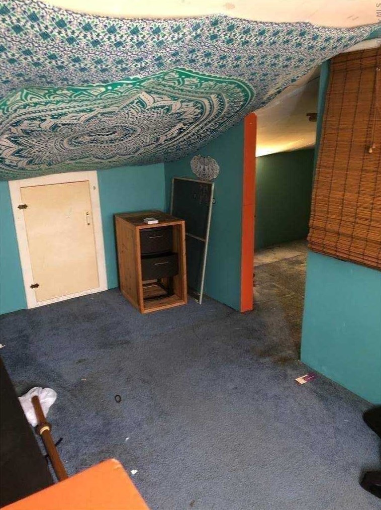 59 Adirondack Dr, Selden NY  11784-3234 exterior