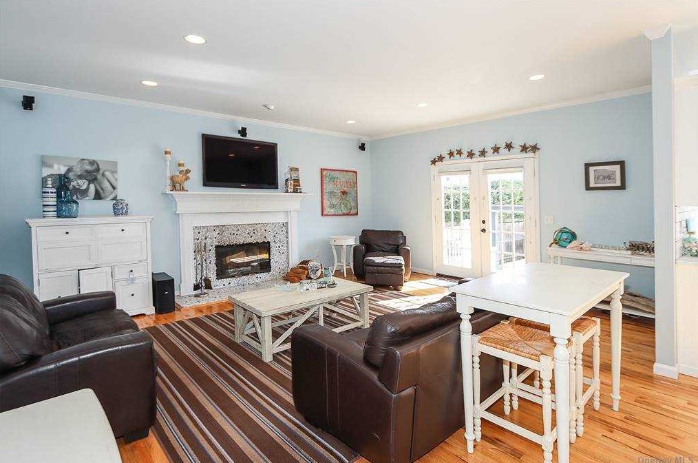 2188 Cameron Ave, North Merrick NY 11566-2222 exterior