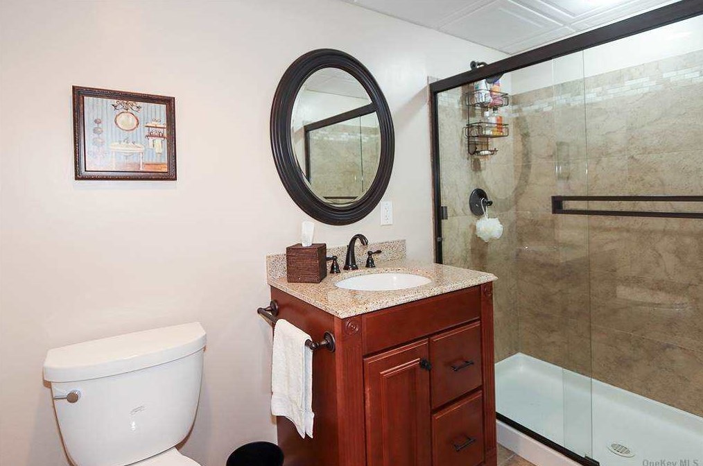 2188 Cameron Ave, North Merrick NY 11566-2222 exterior