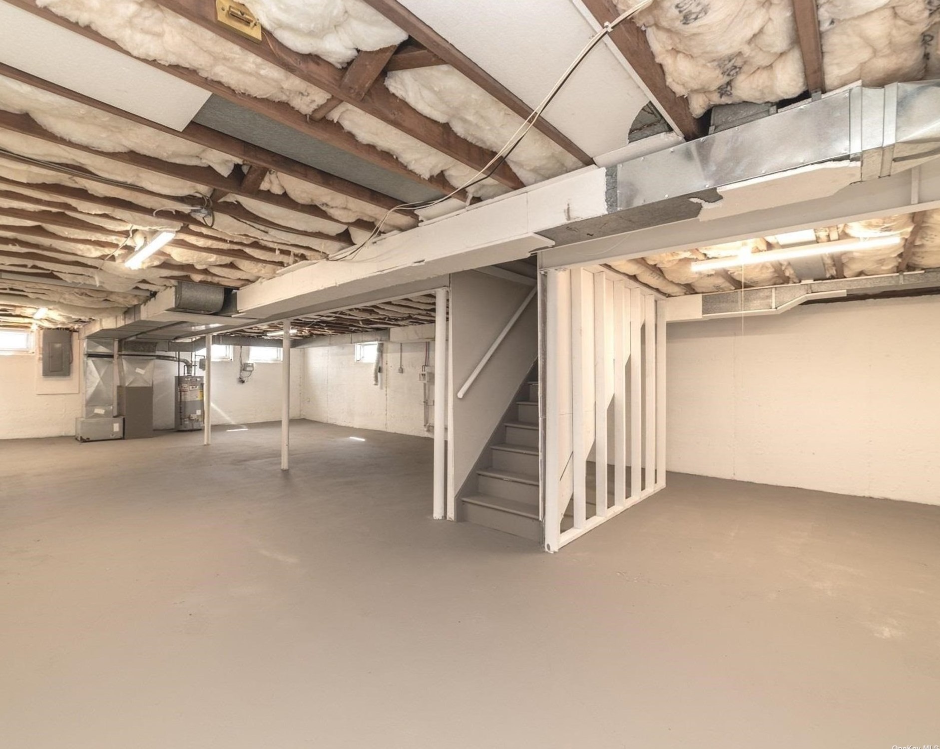 12 Kipling Dr, Greenlawn NY  11740-2713 exterior