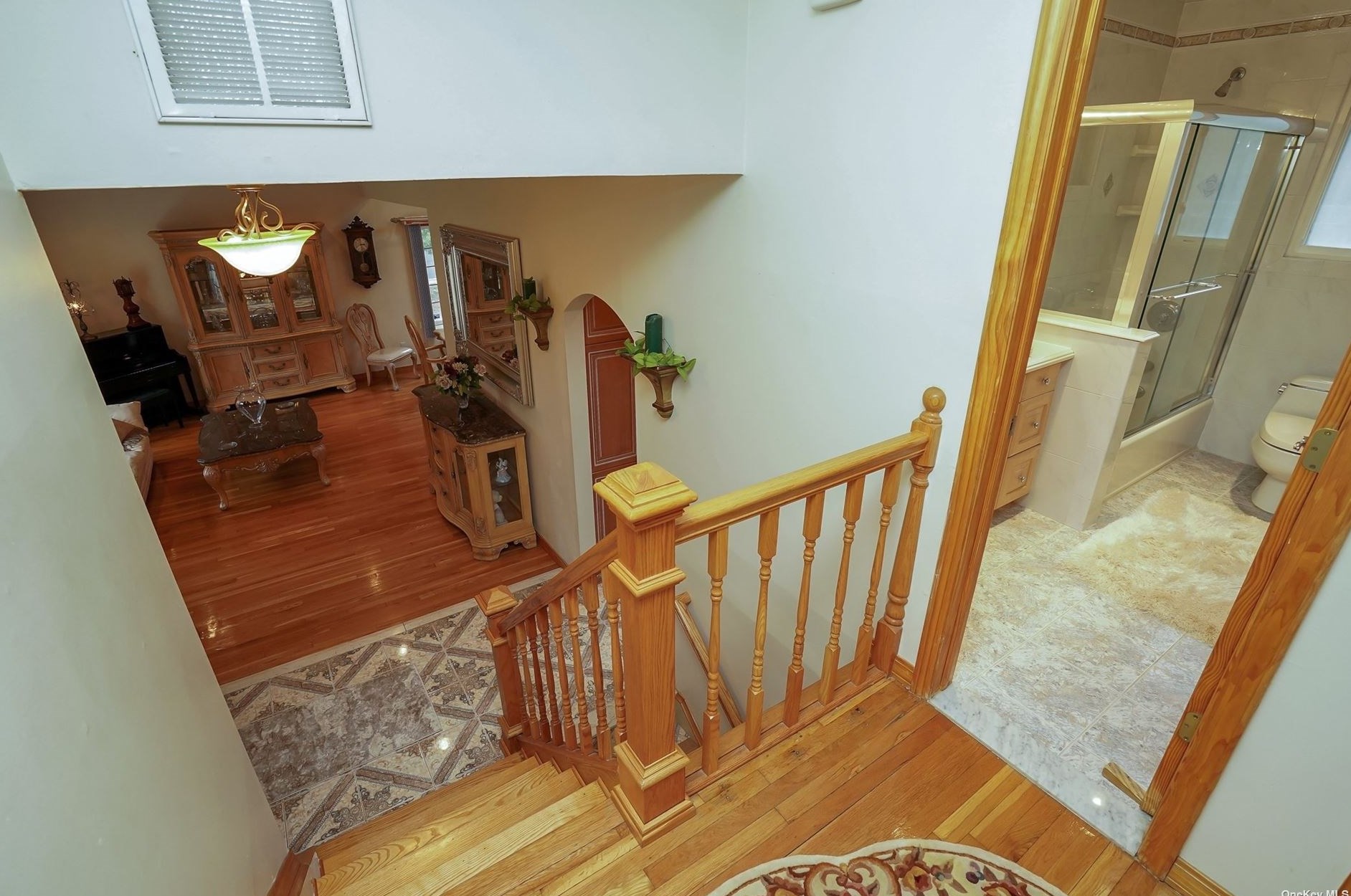 7 Falcon Pl, Hunt NY  11743-1426 exterior