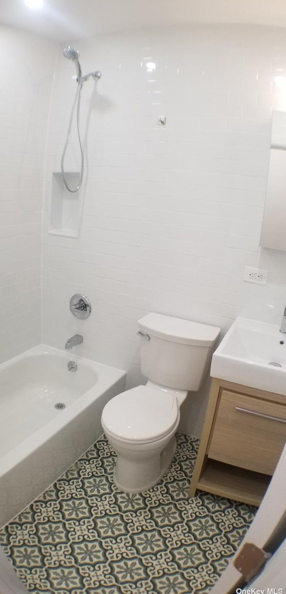 14 111th St, Flushing NY  11356-1434 exterior