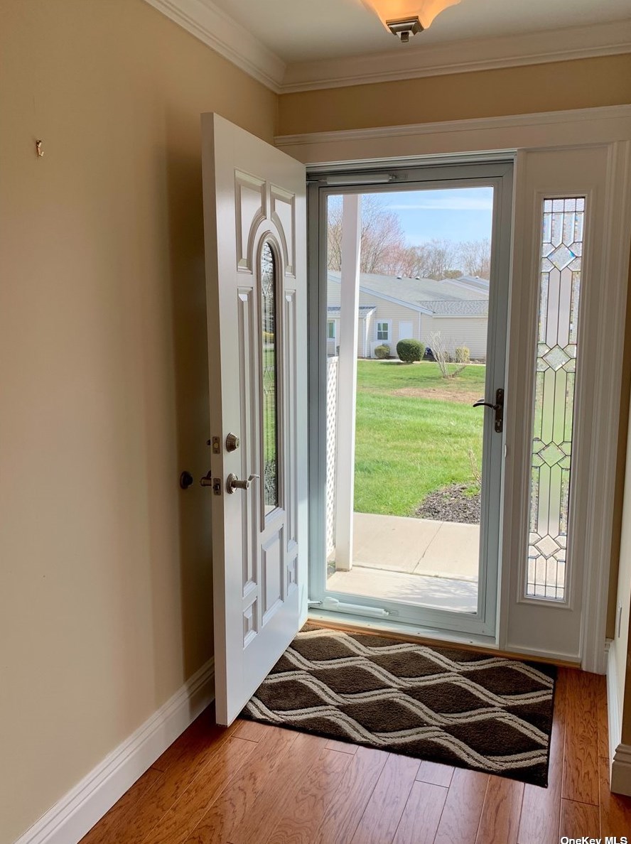 208 Drew Dr, Head Of The Harbor NY  11780-3306 exterior
