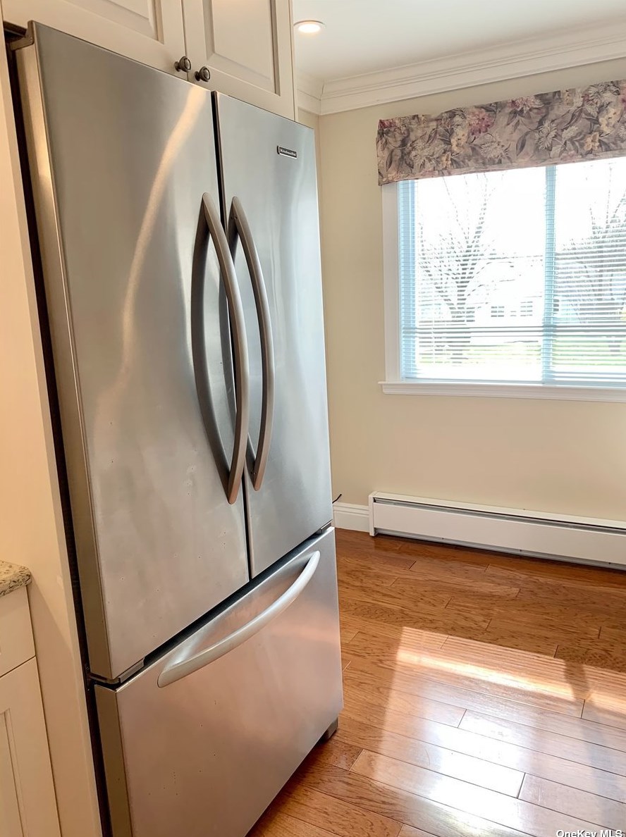 208 Drew Dr, Head Of The Harbor NY  11780-3306 exterior